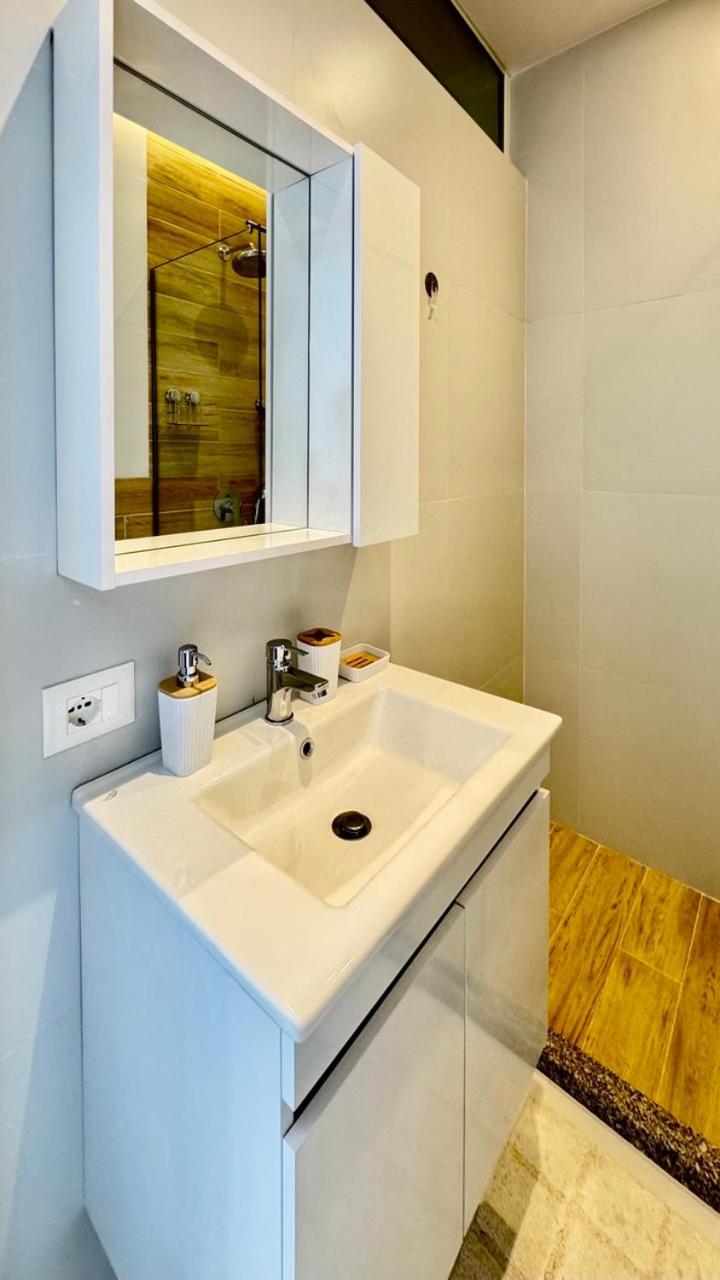 Saranda Miracle Sky Apartment ภายนอก รูปภาพ